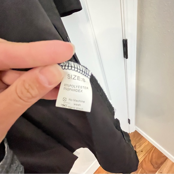 Black Vintage Duster - Picture 3 of 10